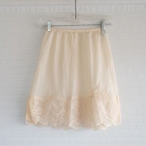 Vintage Bali Fischer Collection Cream Lace Midi Skirt